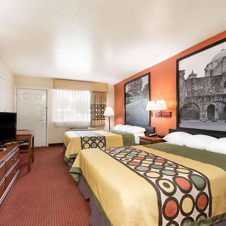 Motel Super 8 By Wyndham San Antonio At I-10 Exterior foto
