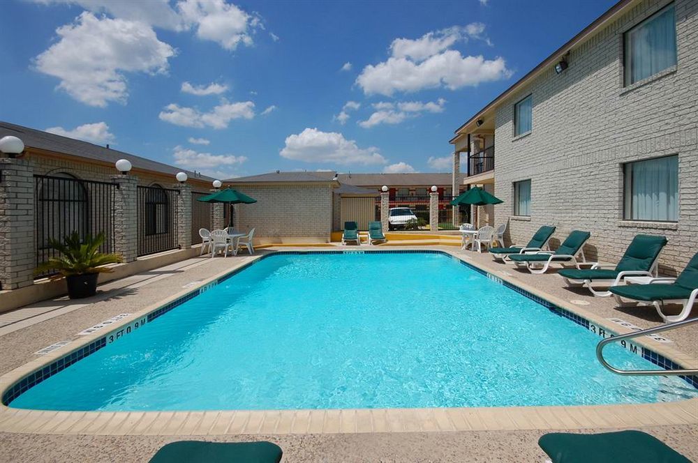 Motel Super 8 By Wyndham San Antonio At I-10 Exterior foto