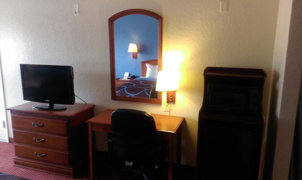 Motel Super 8 By Wyndham San Antonio At I-10 Exterior foto